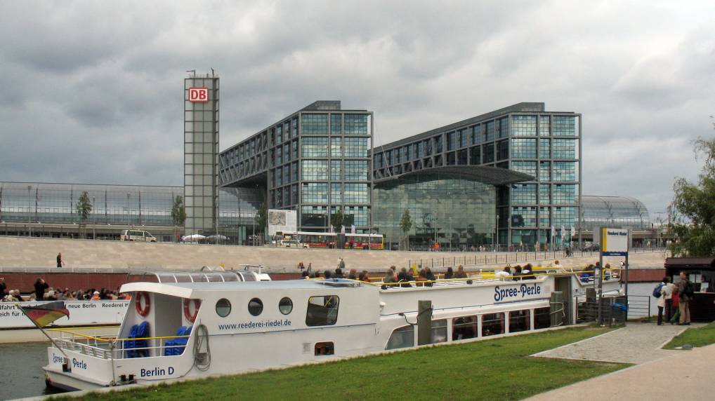 Berliner Hauptbahnhof