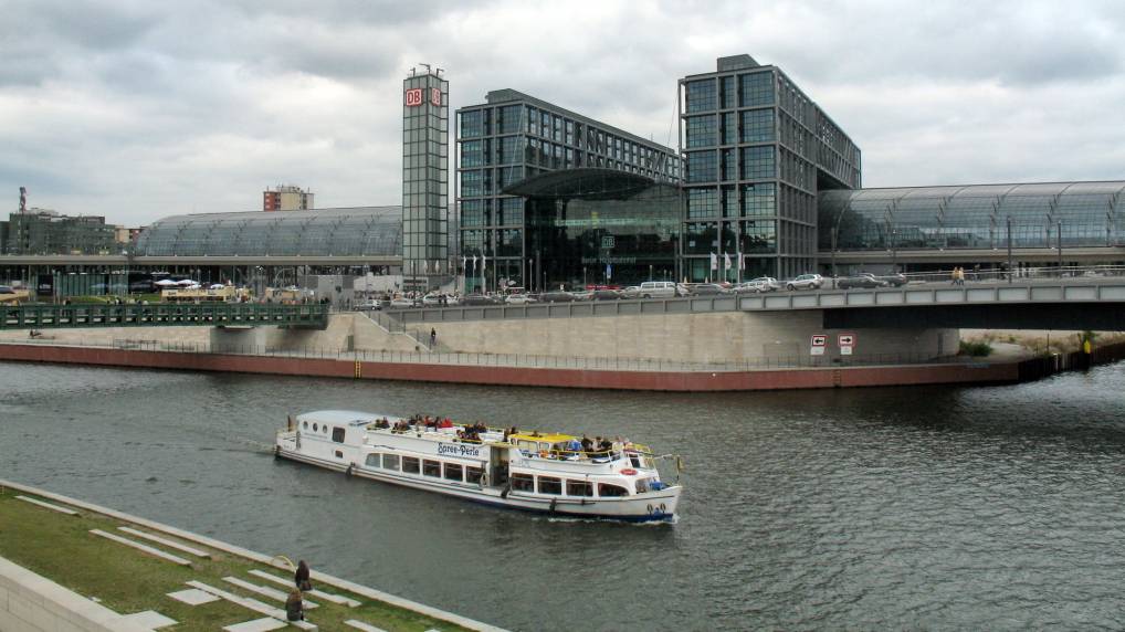 Berliner Hauptbahnhof