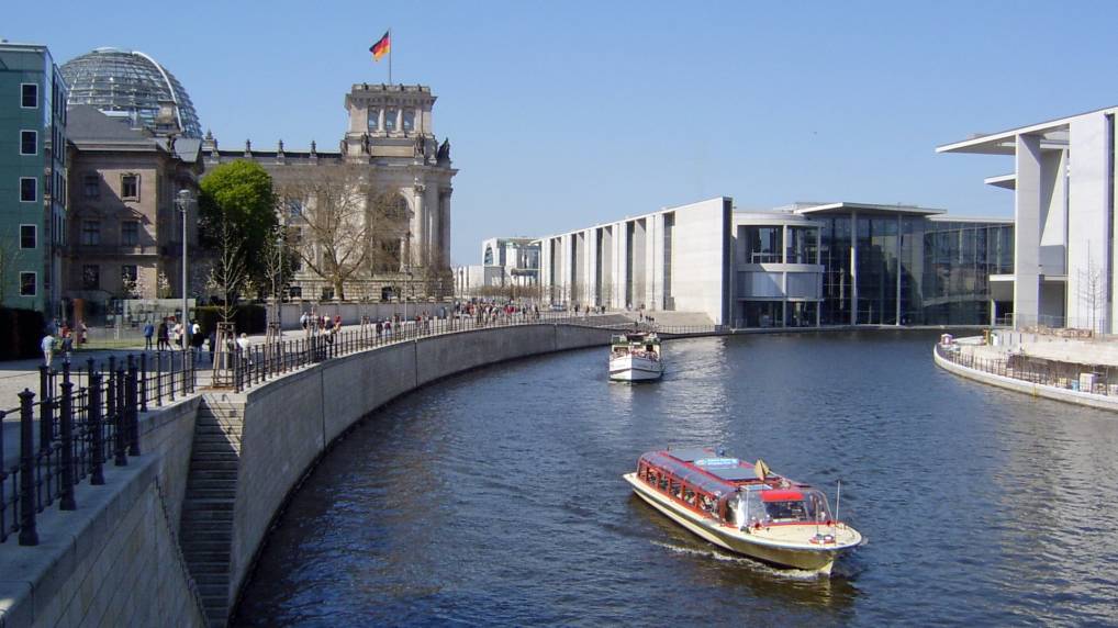 Reichstagsufer