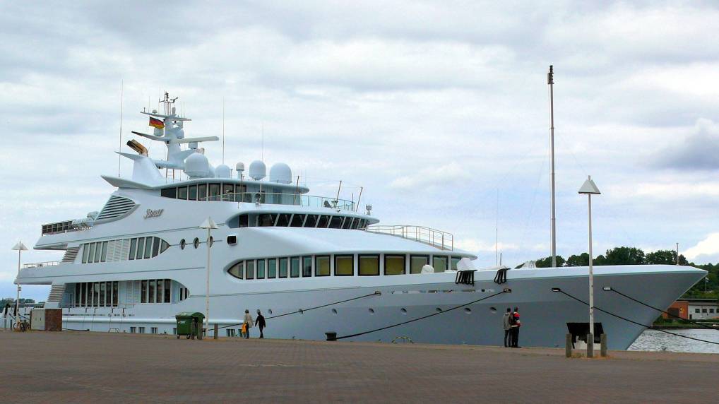 Luxusyacht Samar