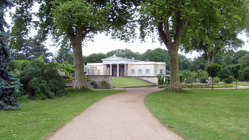 Schloss Charlottenhof