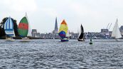 Segeln im Stadhafen von Rostock