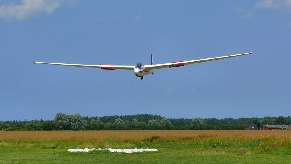 Flugplatz Purkshof und Bocian