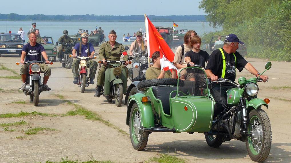 8. Internationales Ostblock Fahrzeugtreffen in Ptnitz 2009