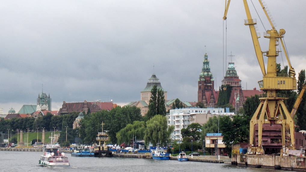 Seehafen an der Odermndung